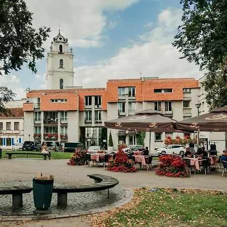 Spacious - 140 Square Meters Apartment, Centre Lägenhet