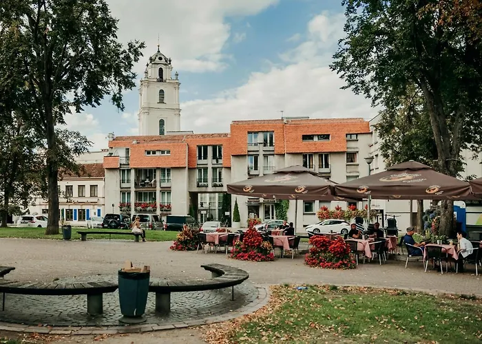 Spacious - 140 Square Meters Apartment, Centre Appartamento