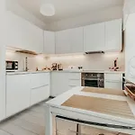 Spacious - 140 Square Meters Apartment, Centre