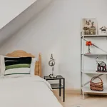 Spacious - 140 Square Meters Apartment, Centre *