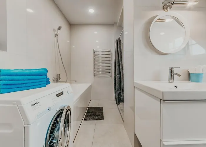 Lejlighed Spacious - 140 Square Meters Apartment, Centre